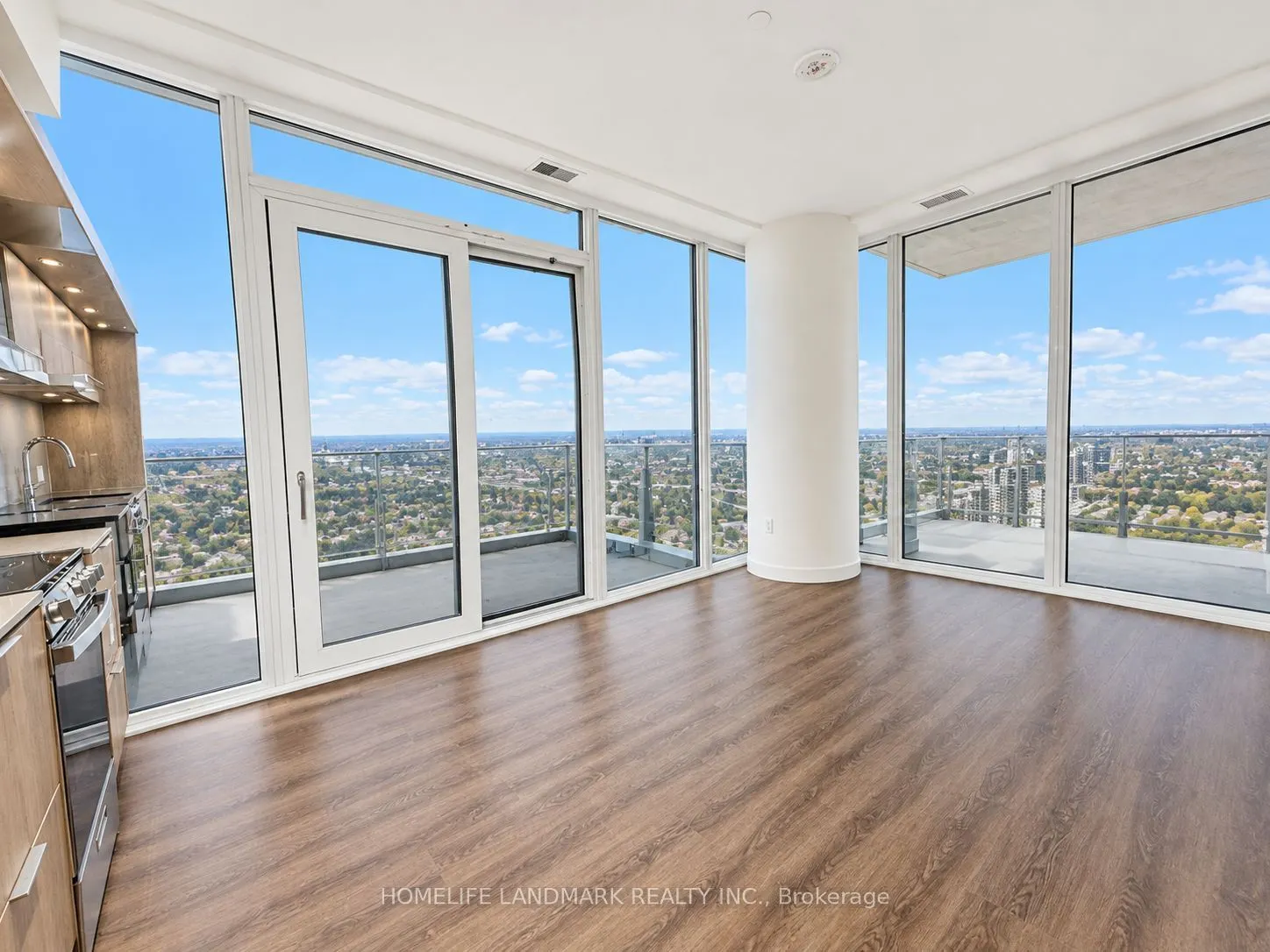448 Burnhamthorpe Road W #5401