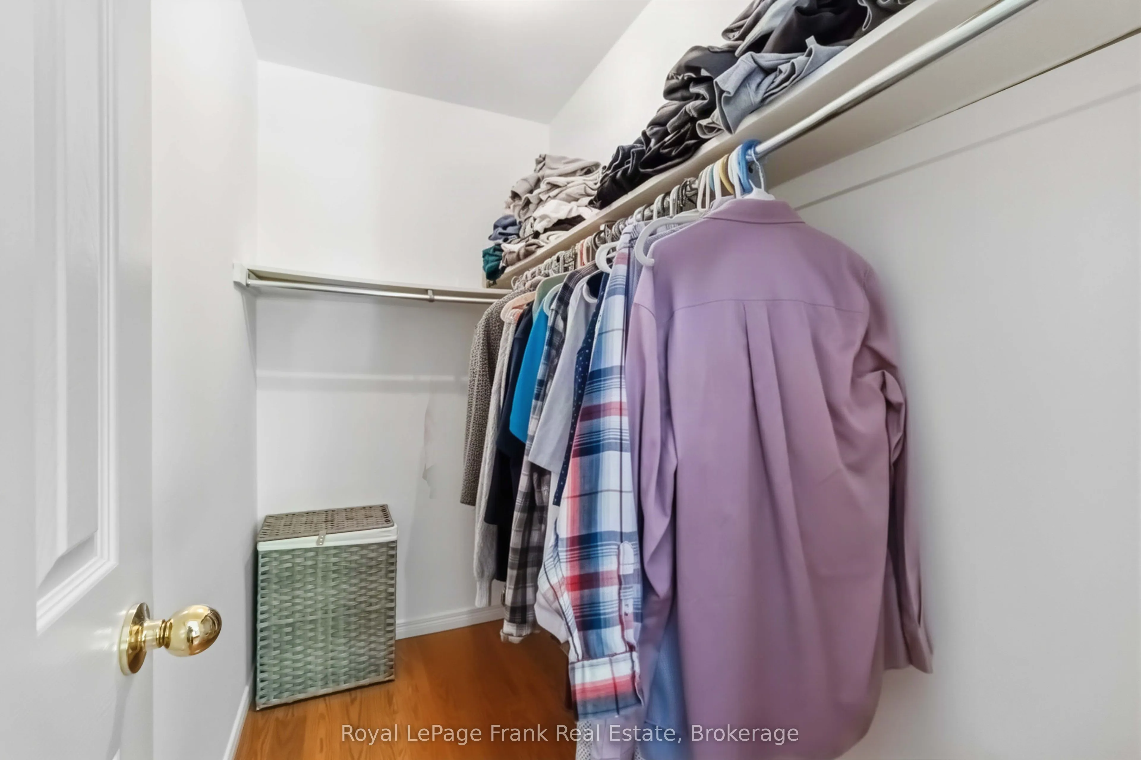 1385 Lakeshore Road W #27