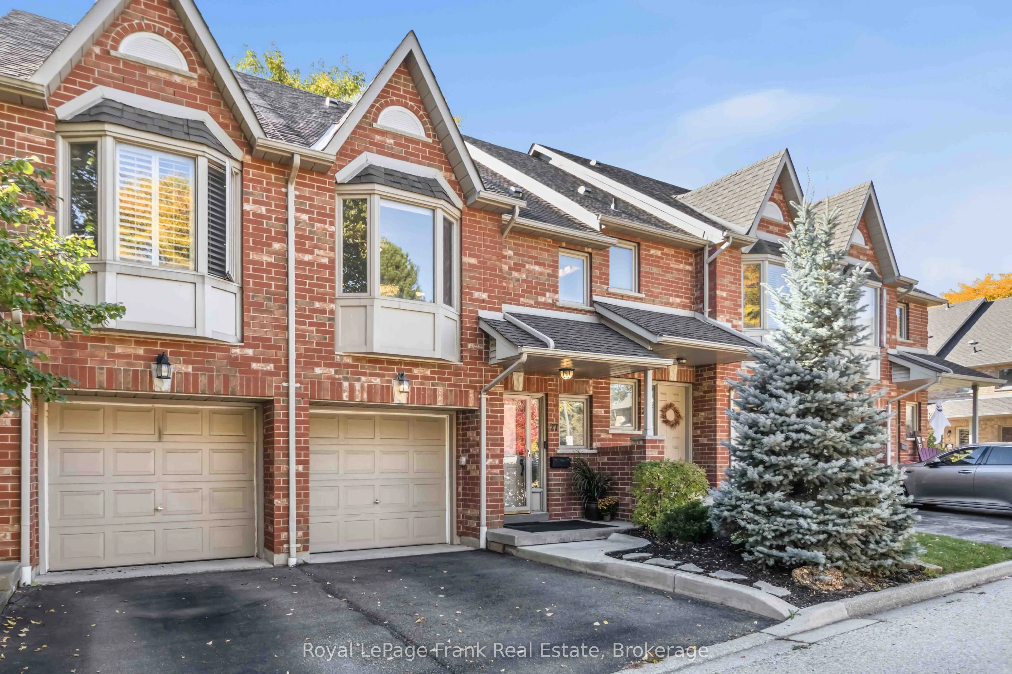 1385 Lakeshore Road W #27