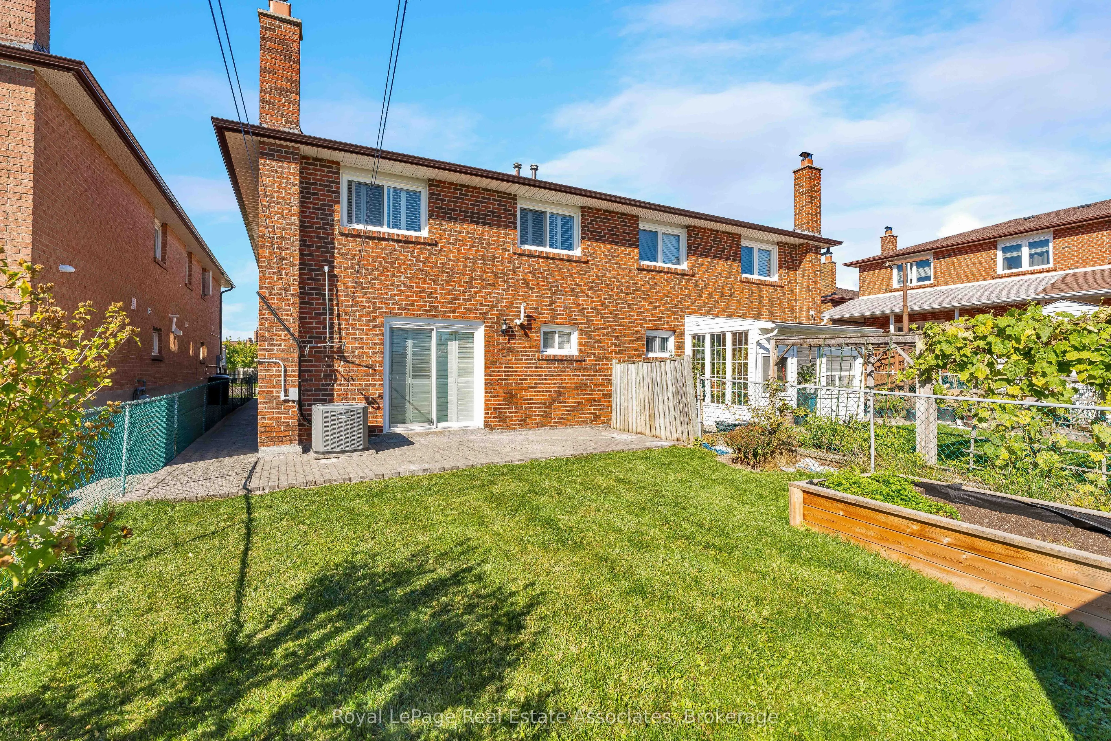 7 Capstan Court