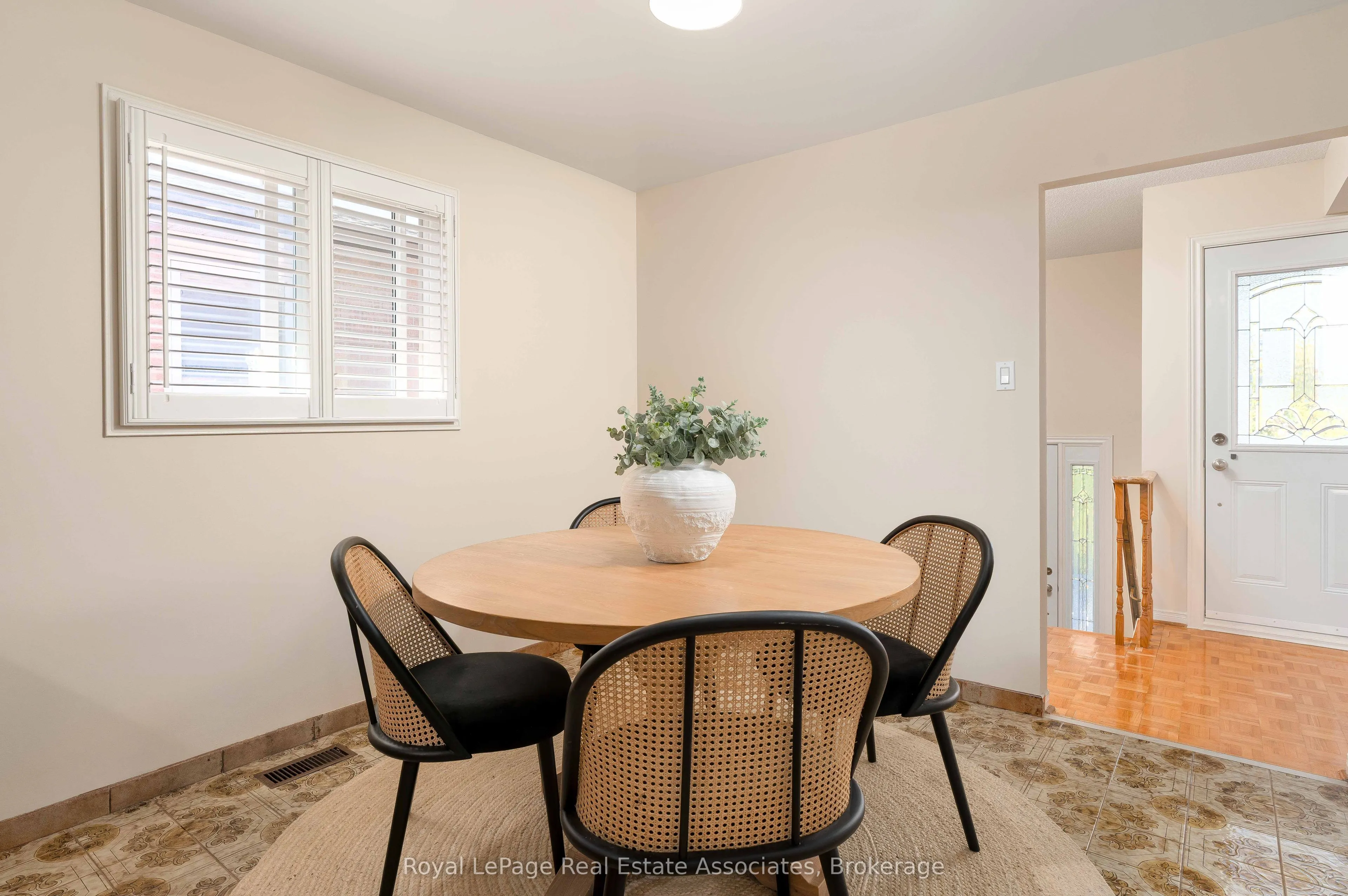 7 Capstan Court