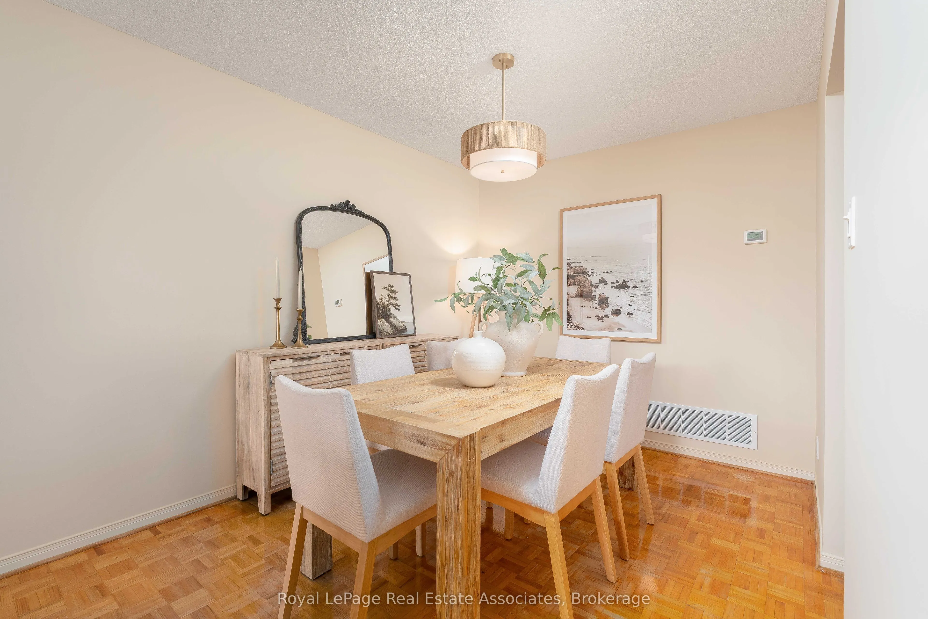7 Capstan Court