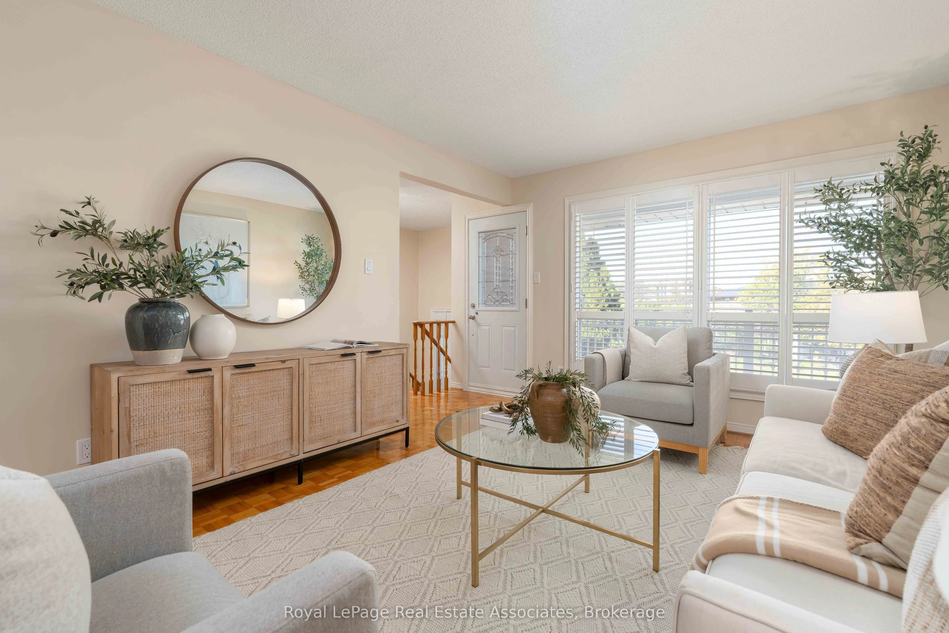 7 Capstan Court