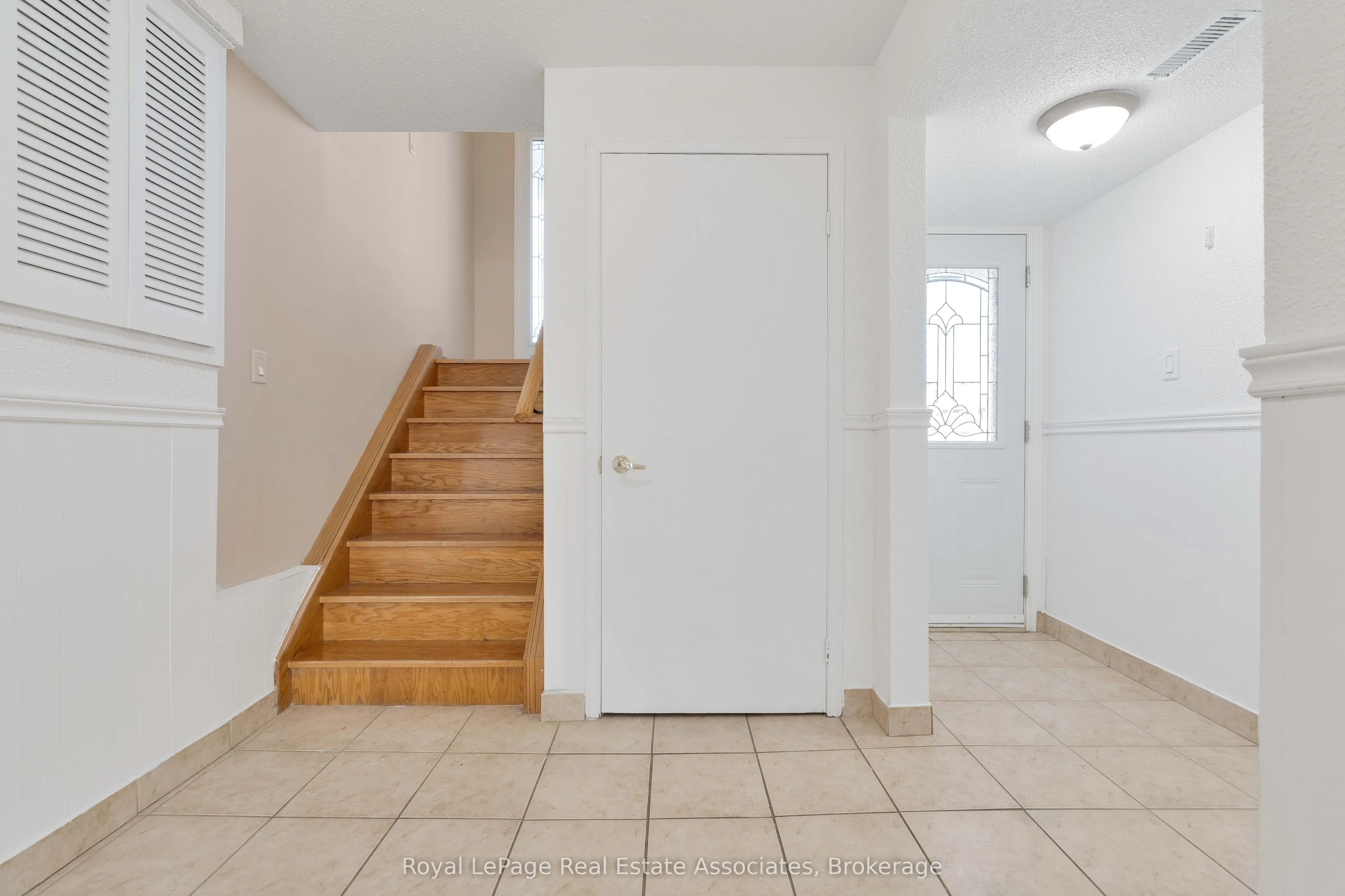 7 Capstan Court
