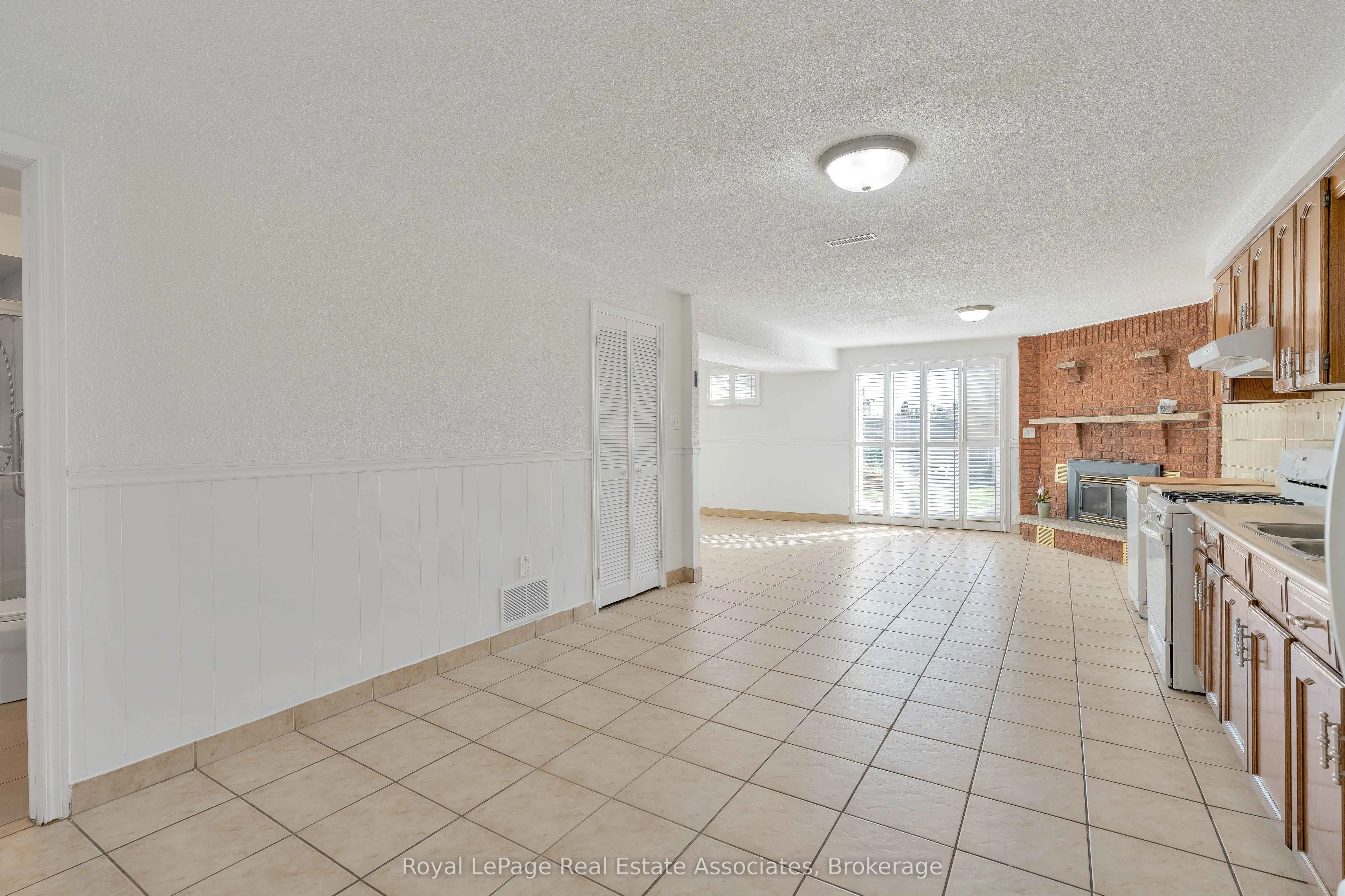 7 Capstan Court