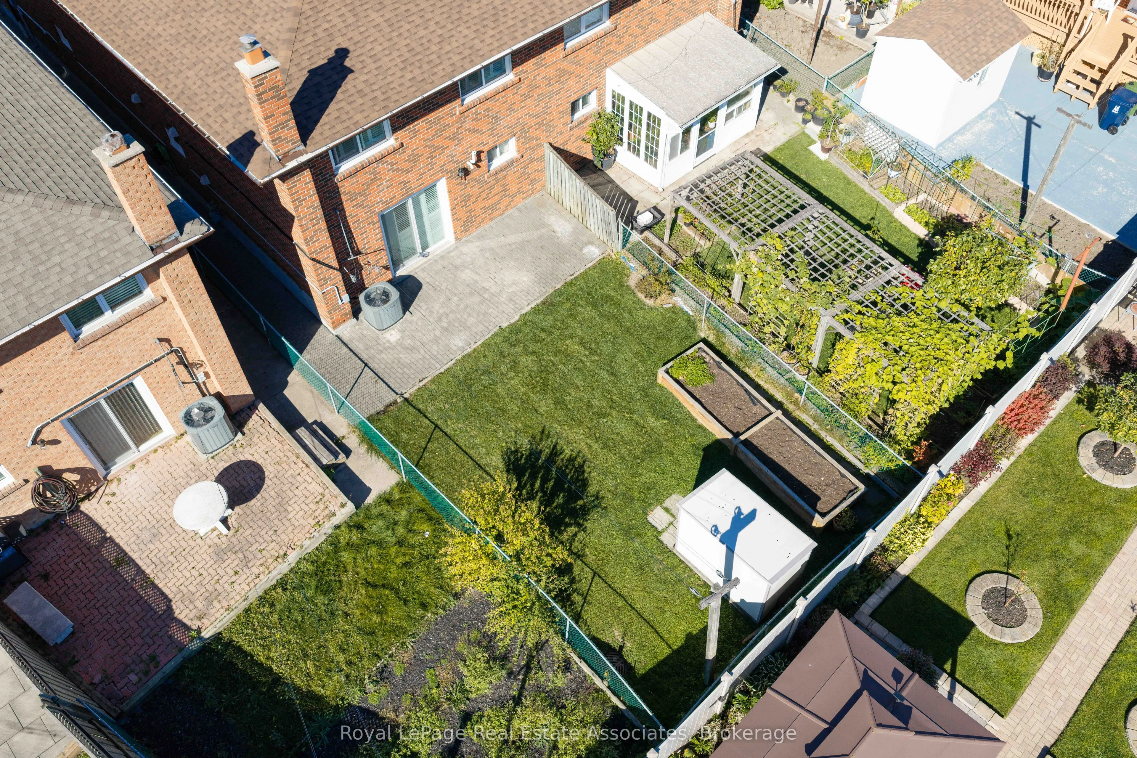 7 Capstan Court