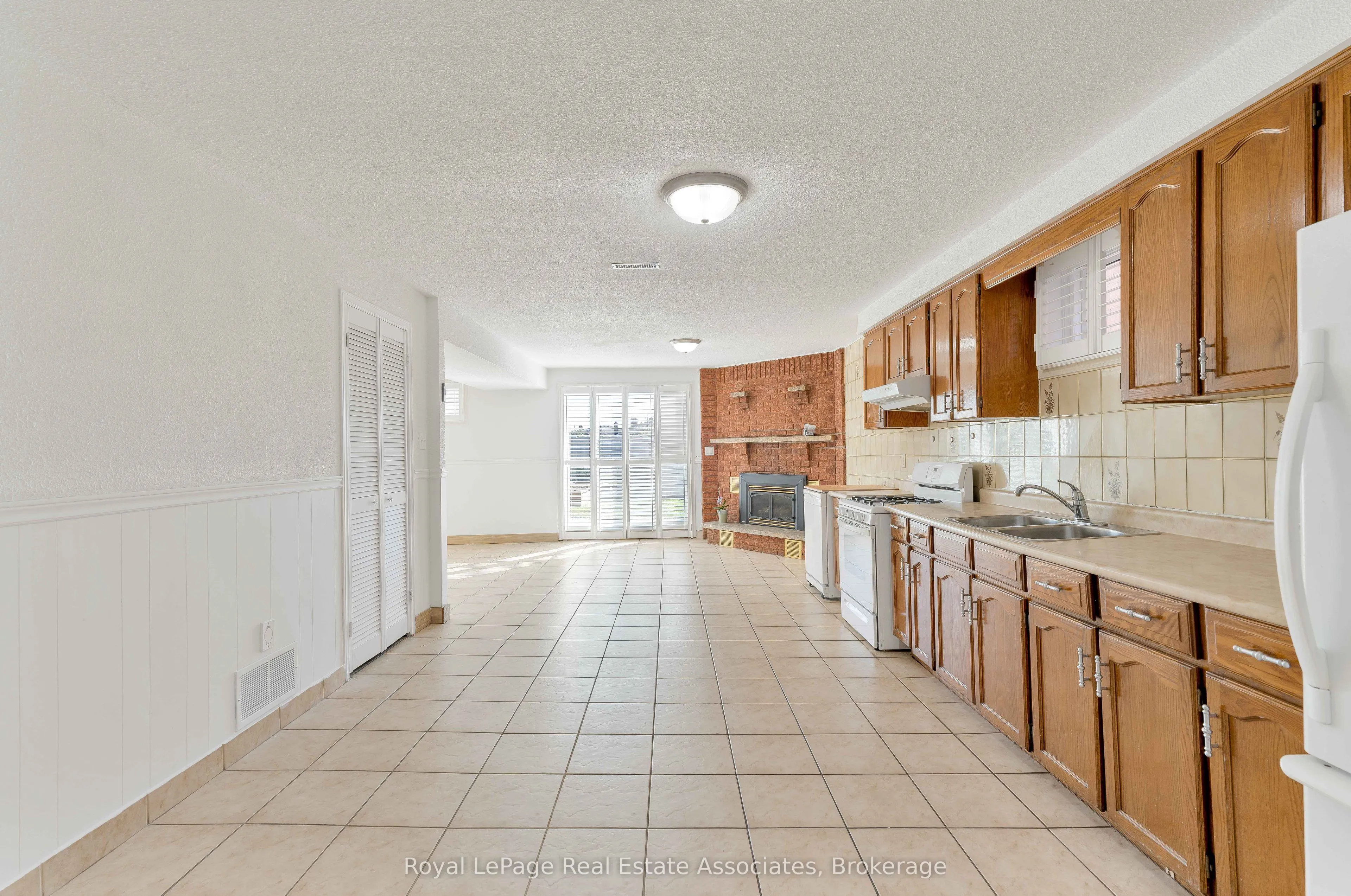 7 Capstan Court