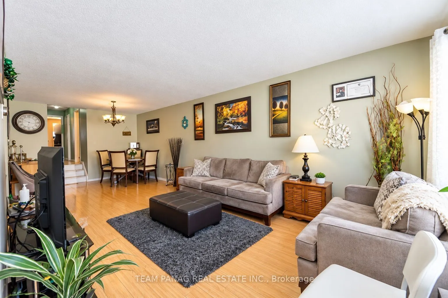 63 Archdekin Drive