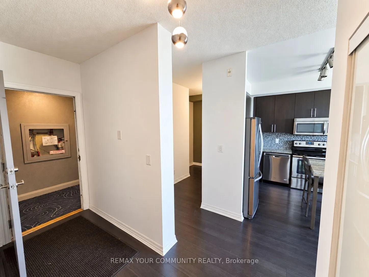 80 Esther Lorrie Drive #1206