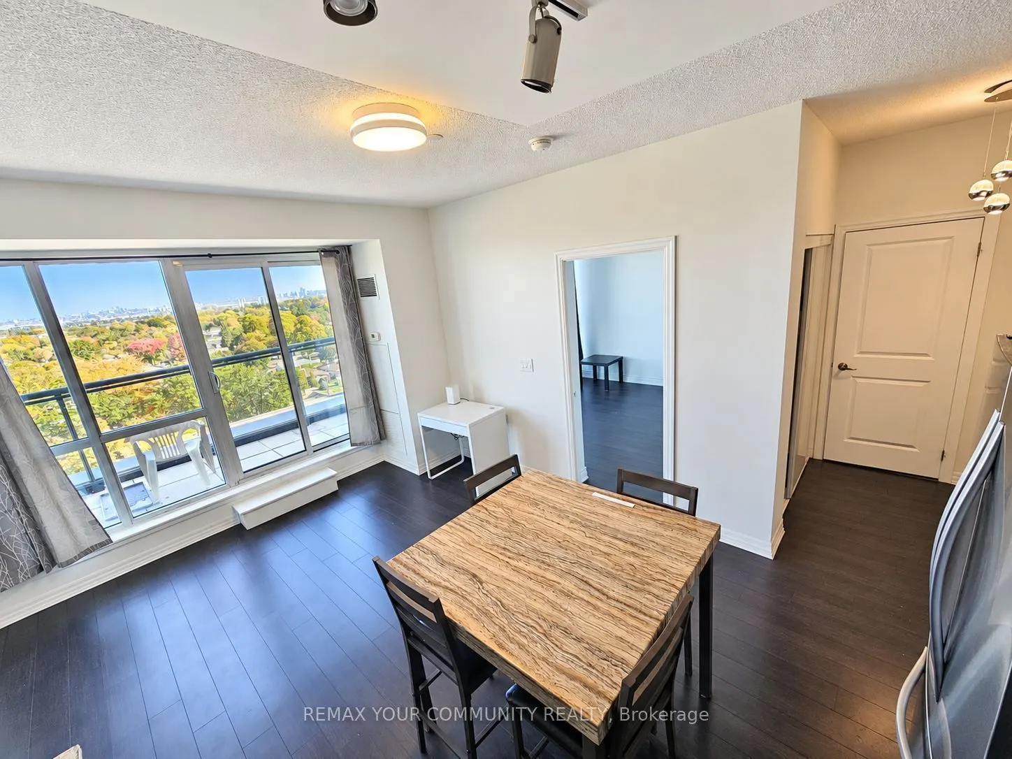 80 Esther Lorrie Drive #1206