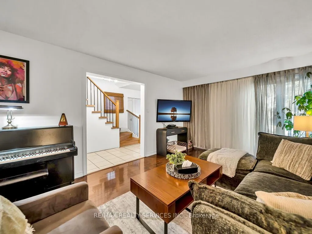 158 Fanshawe Drive