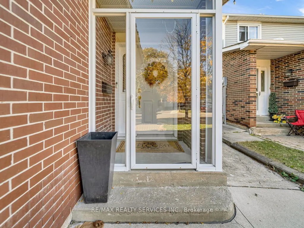 158 Fanshawe Drive