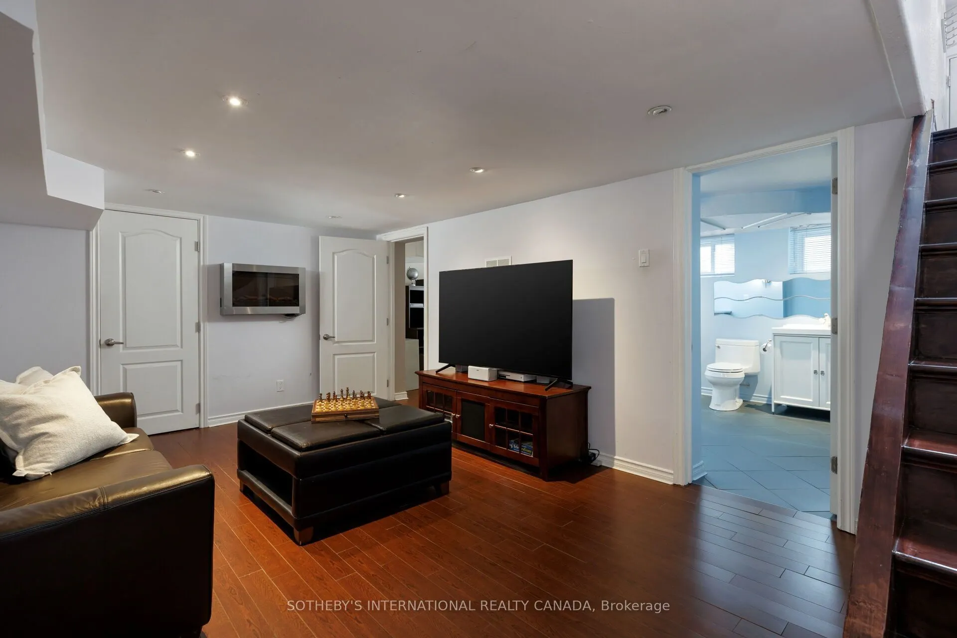 145 Brentwood Road N