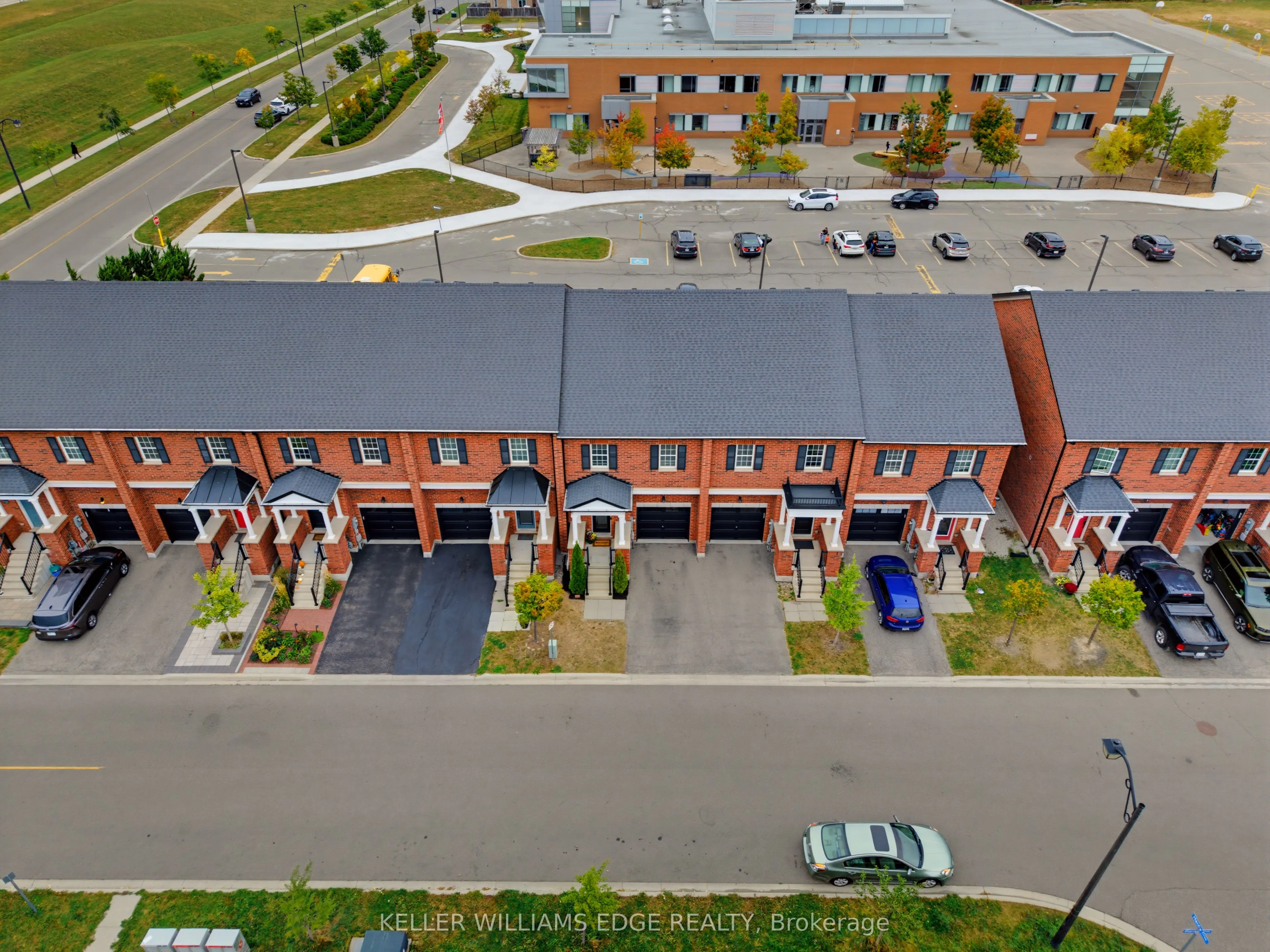 739 Banks Crescent