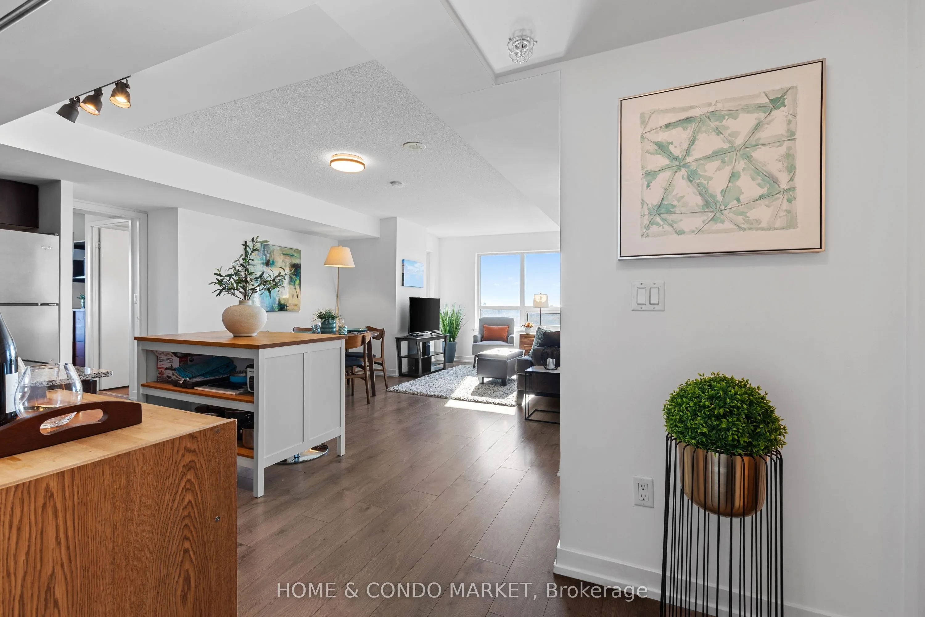 1410 Dupont Street #2404