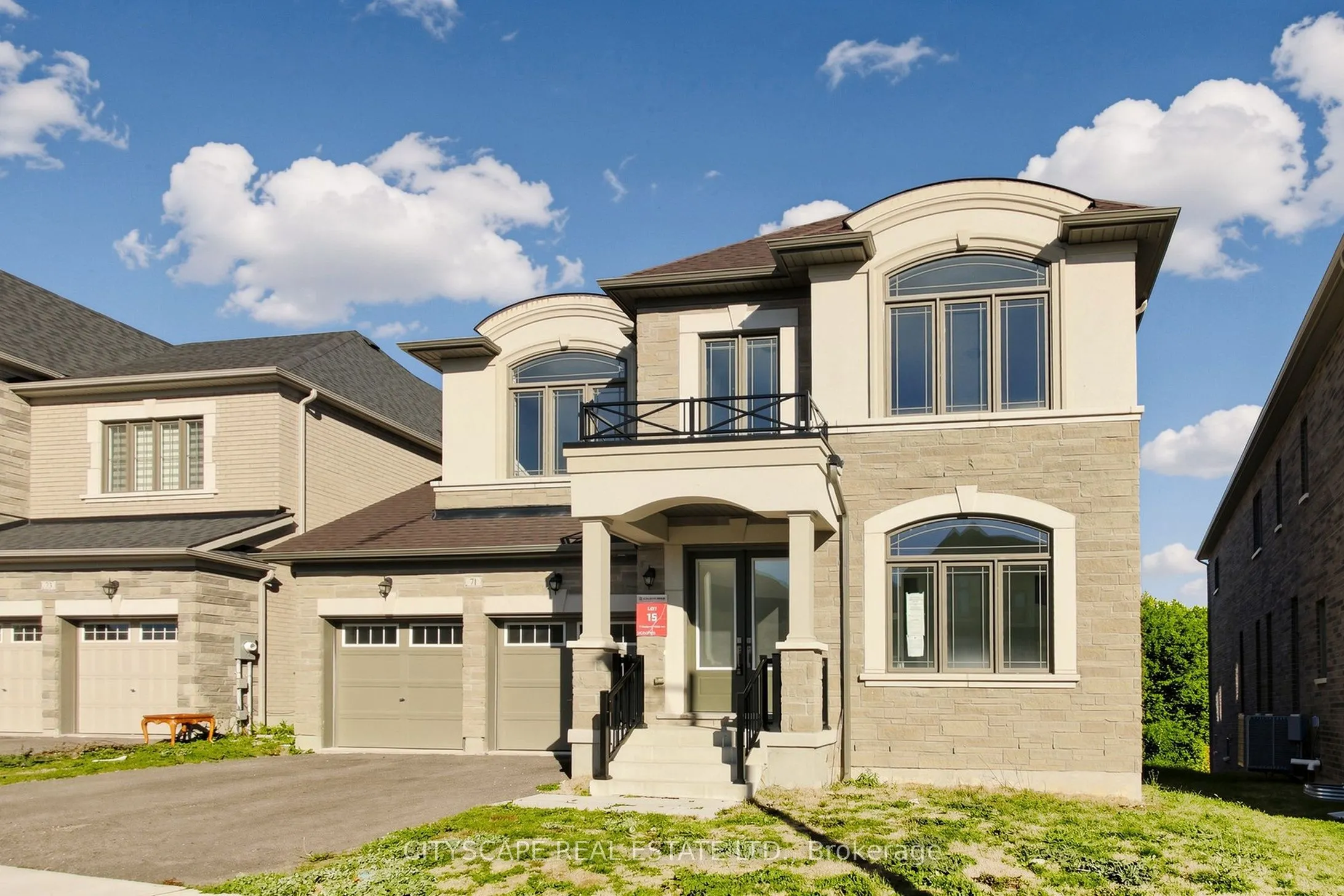 71 Raspberry Ridge Avenue