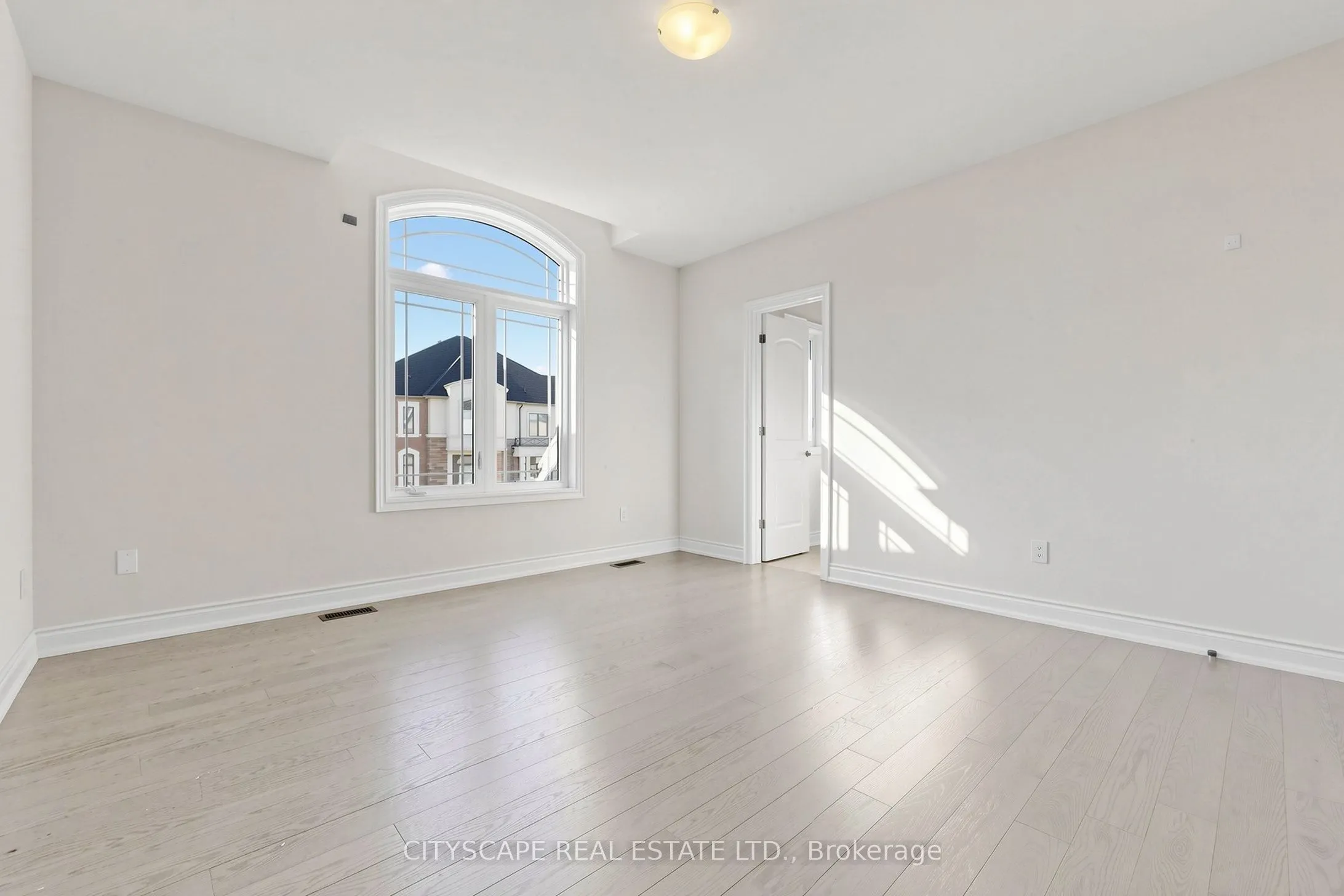 59 Raspberry Ridge Avenue