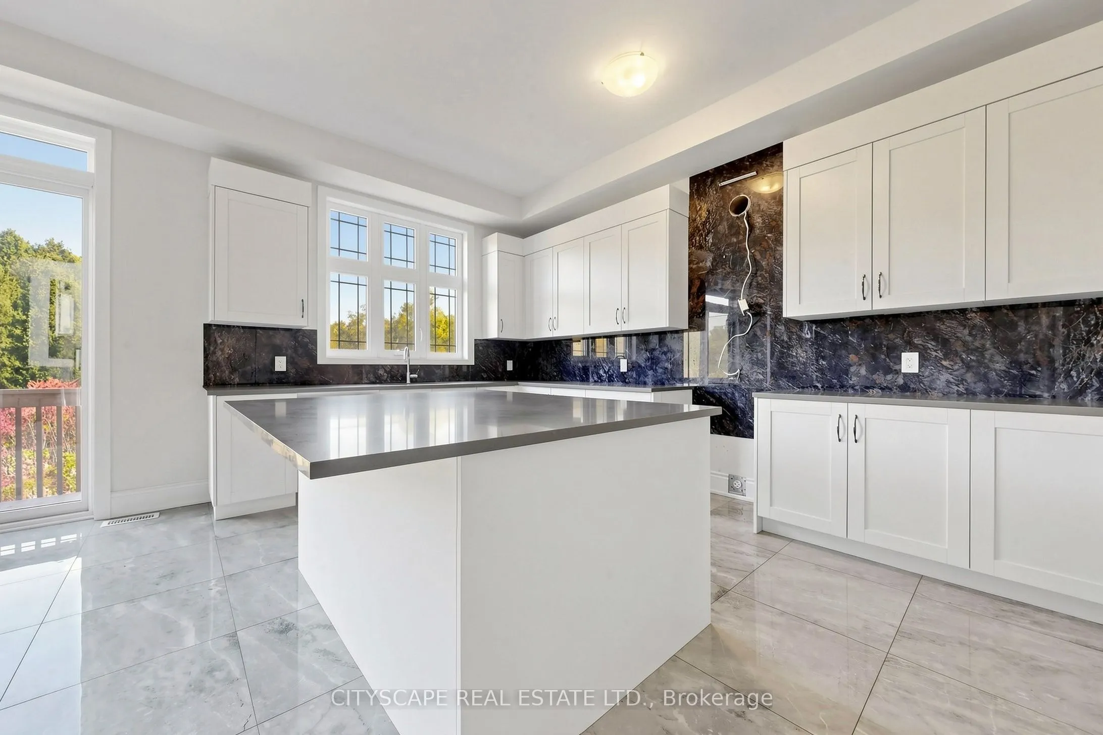 59 Raspberry Ridge Avenue