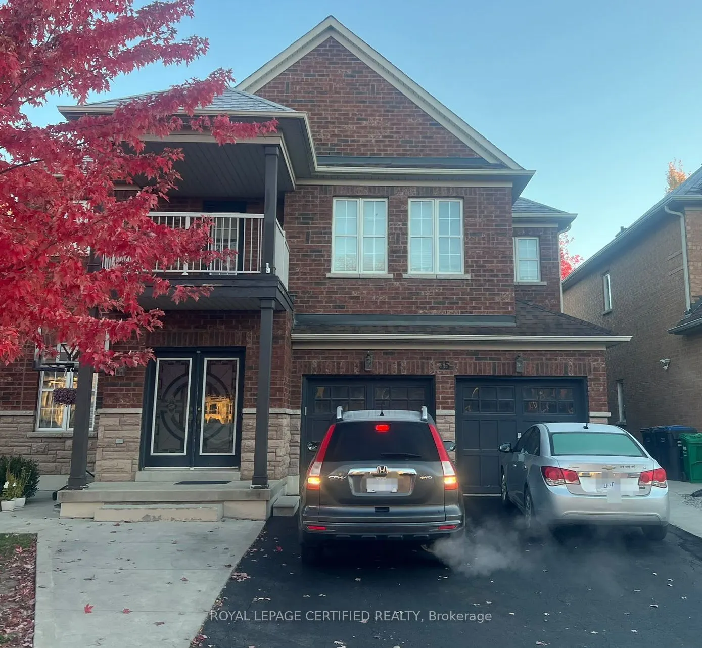 35 Citadel Crescent #Upper Level