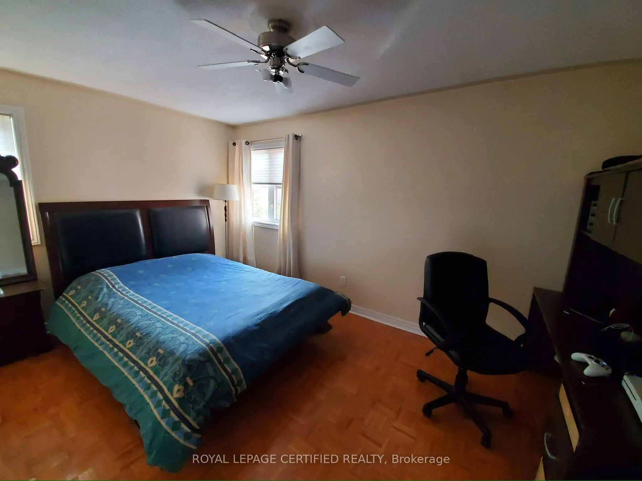 35 Citadel Crescent #Upper Level