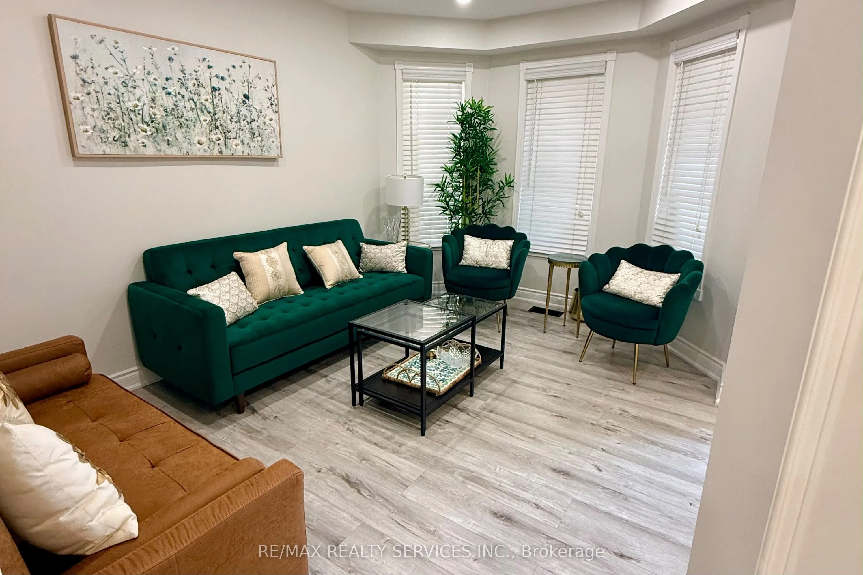 86 Heartleaf Crescent