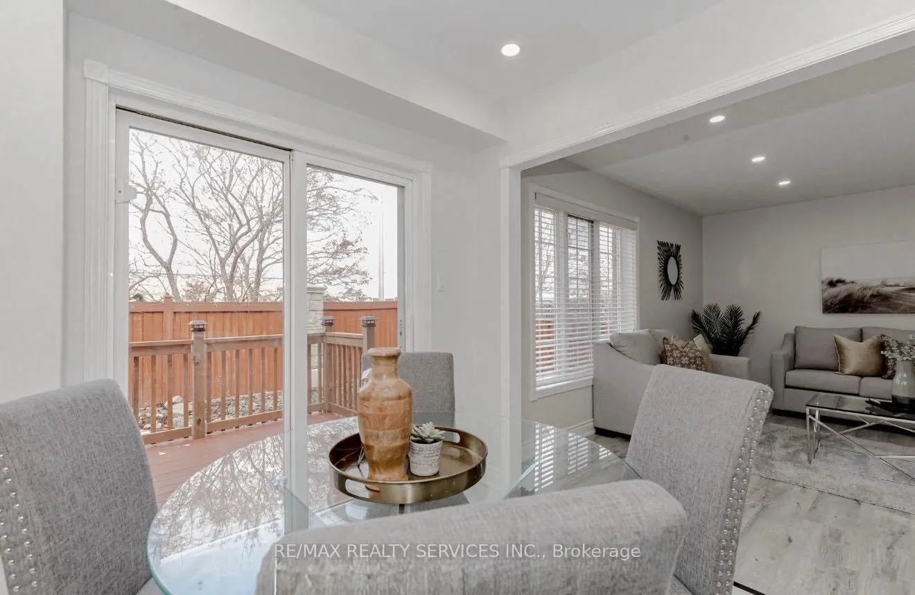 86 Heartleaf Crescent