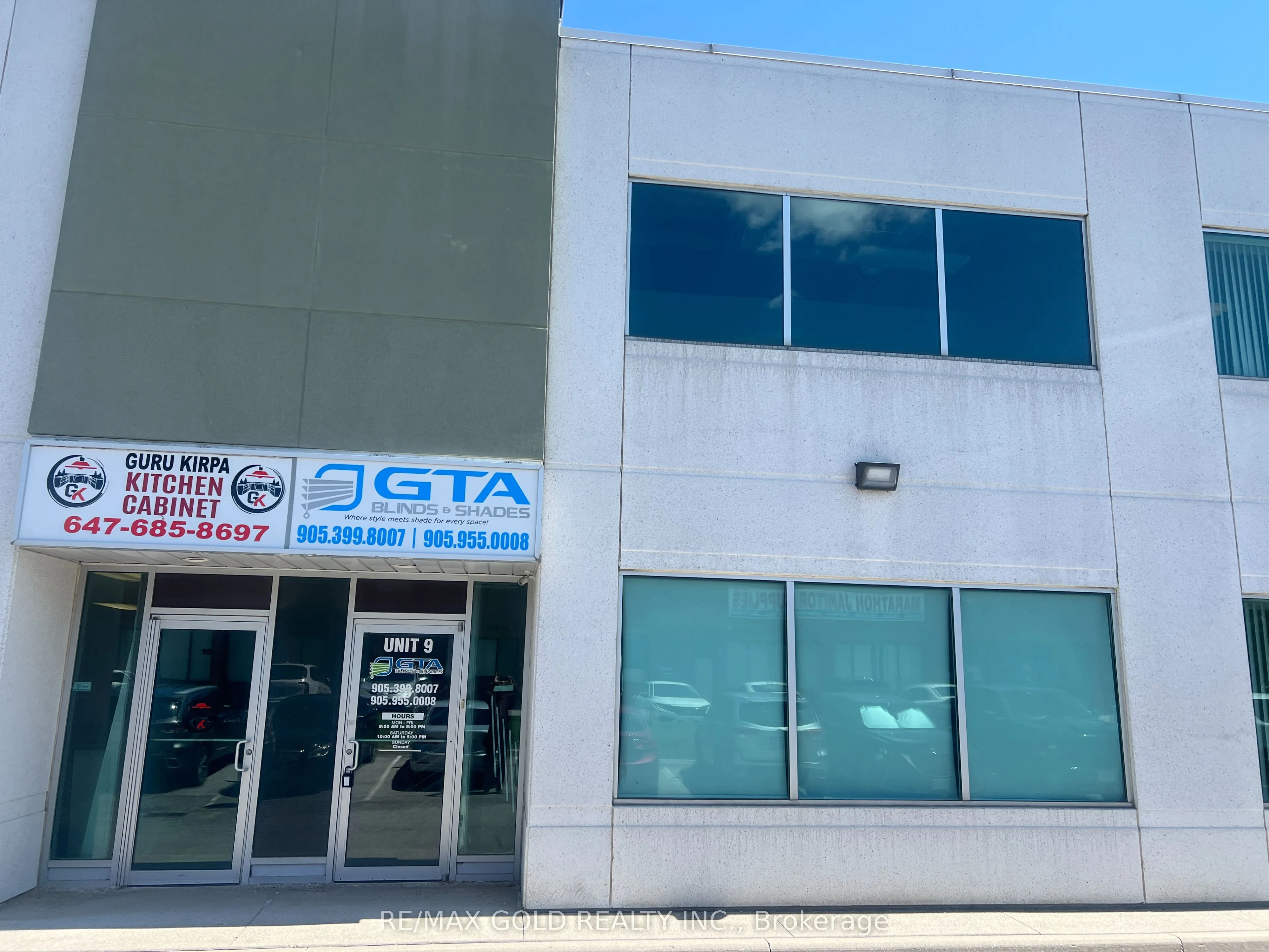3A Edvac Drive #9-upstairs