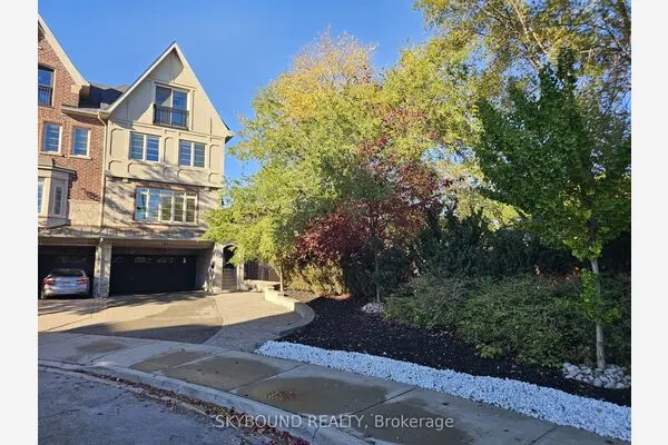 10 Gala Lane