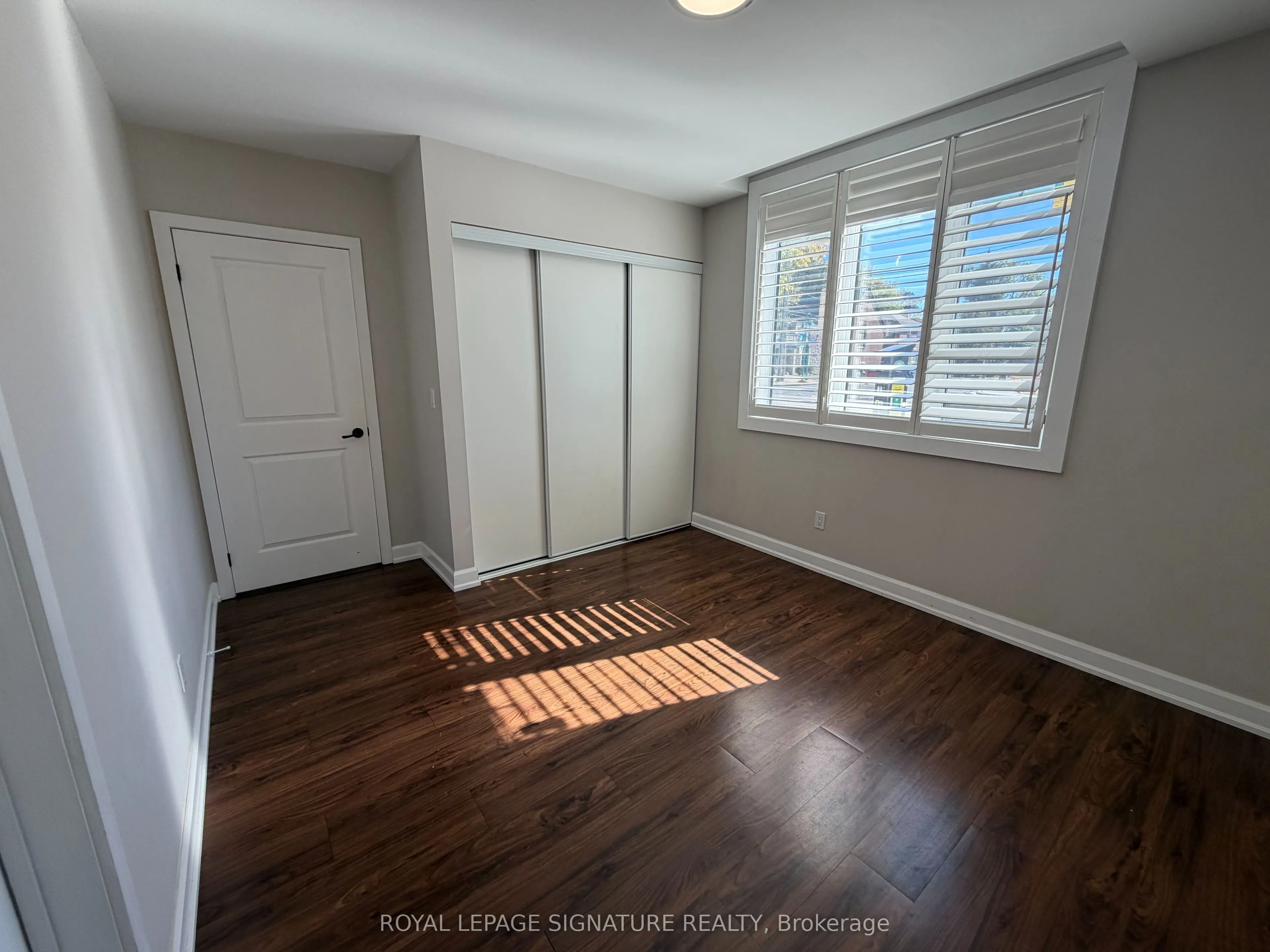 3400 Lake Shore Boulevard W #102