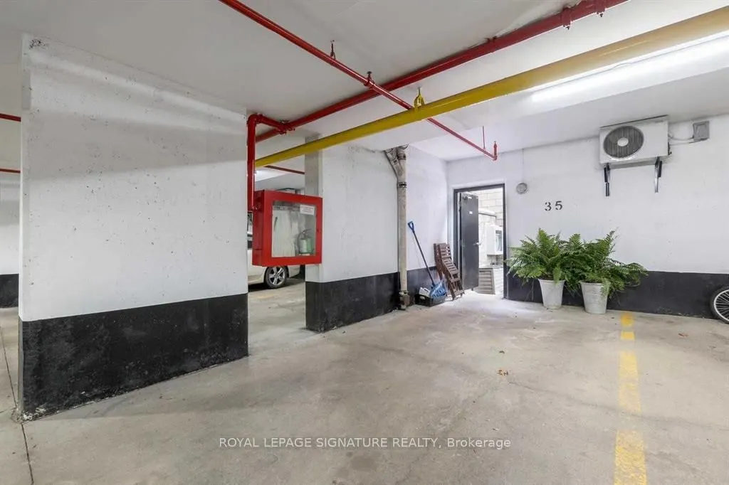 3400 Lake Shore Boulevard W #102