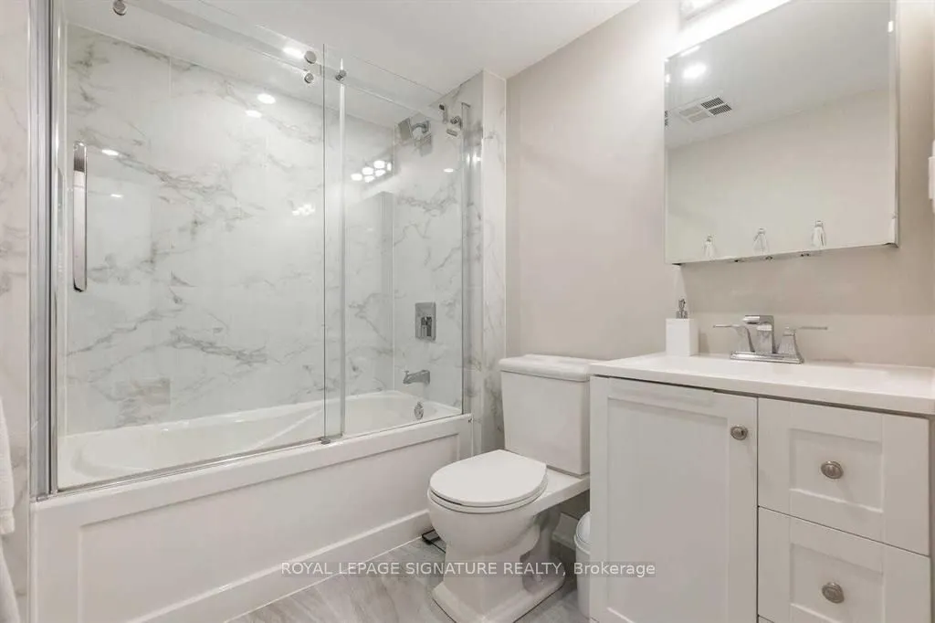 3400 Lake Shore Boulevard W #102