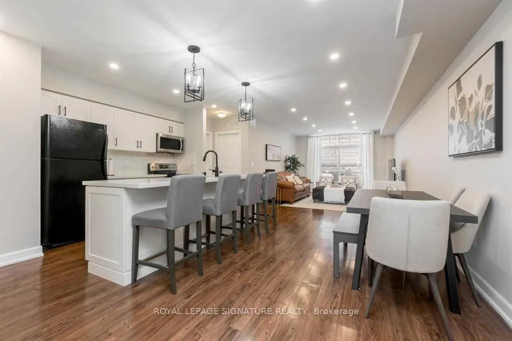 3400 Lake Shore Boulevard W #102