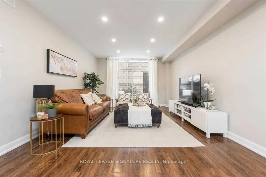 3400 Lake Shore Boulevard W #102