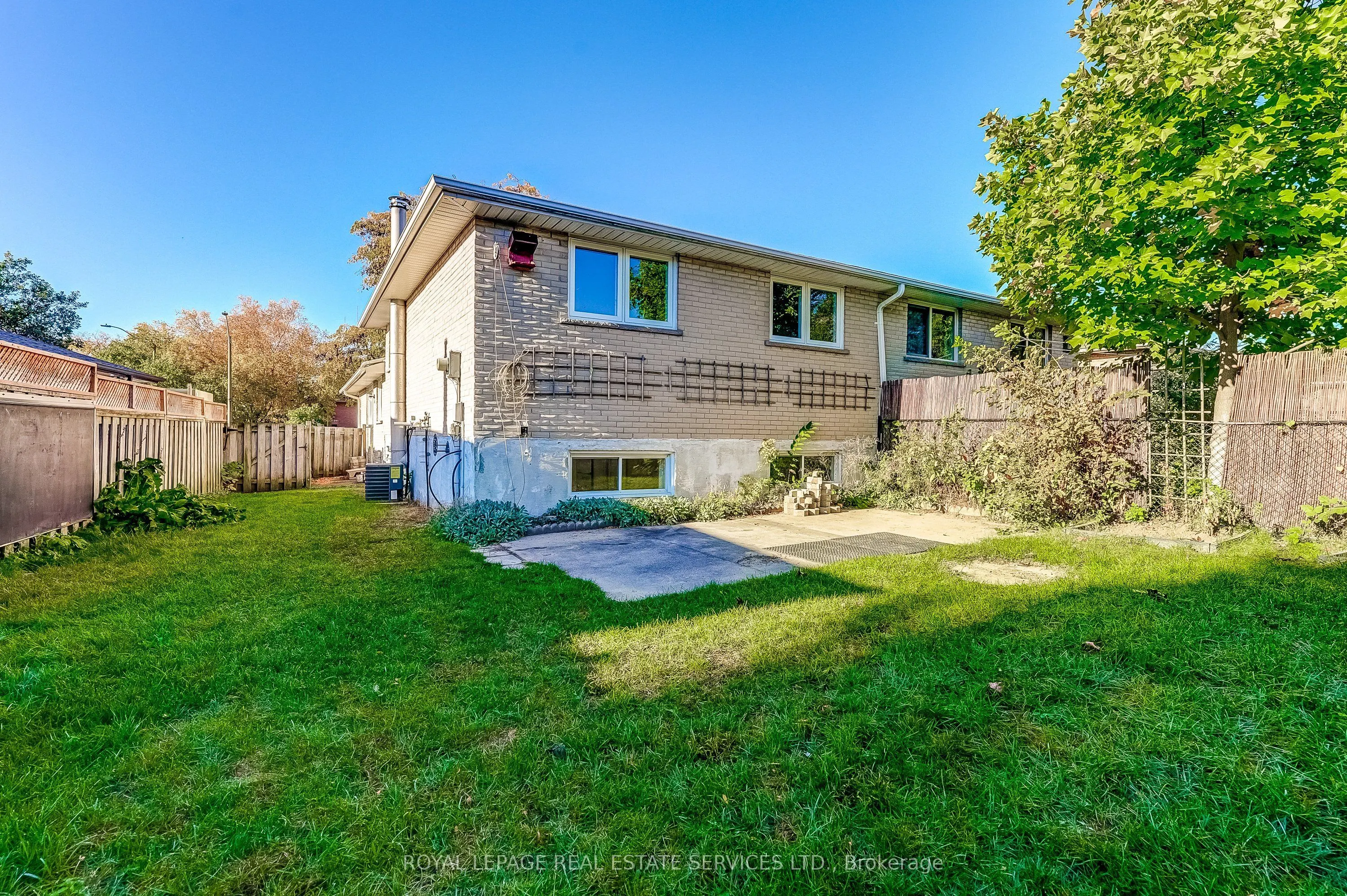 1821 Bonnymede Drive