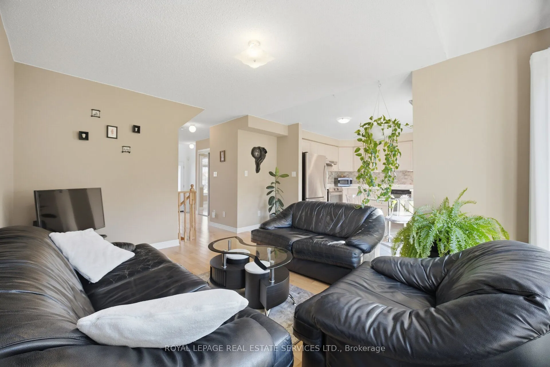 2194 Sutton Drive