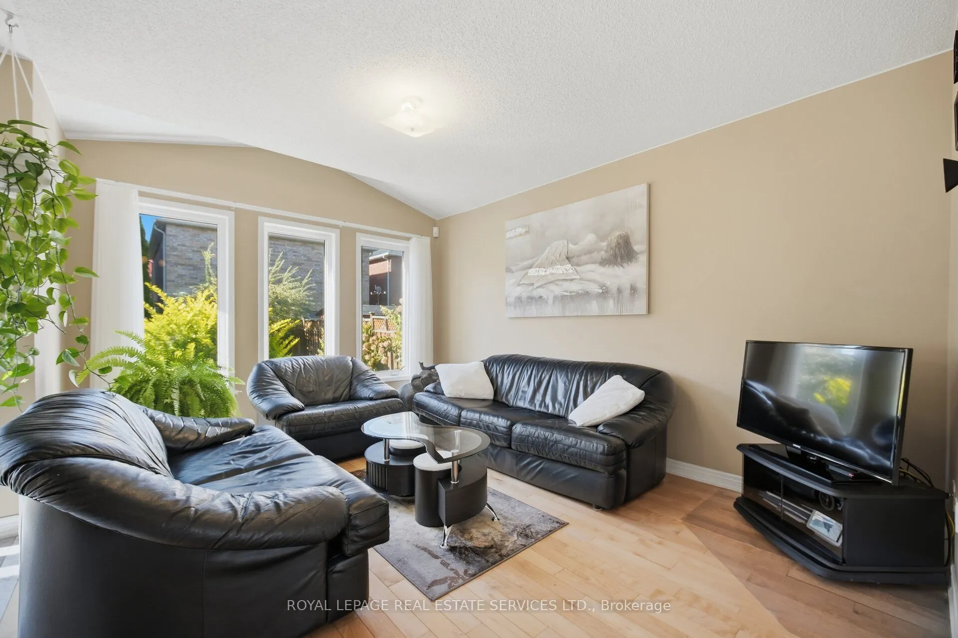 2194 Sutton Drive