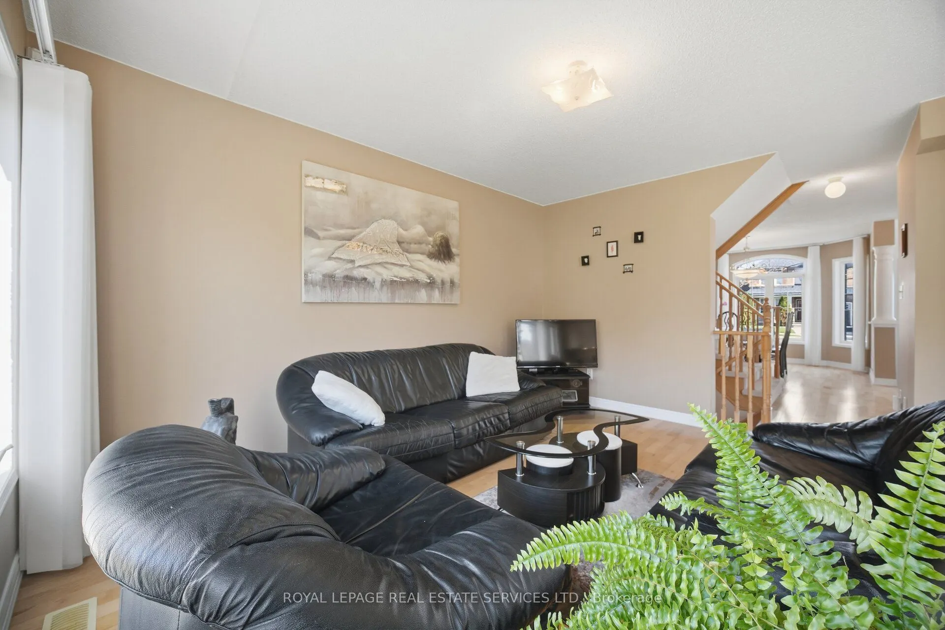 2194 Sutton Drive