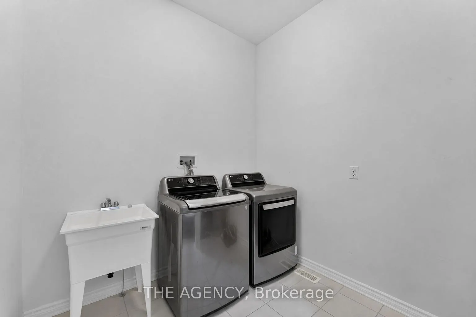 1262 Trudeau Drive