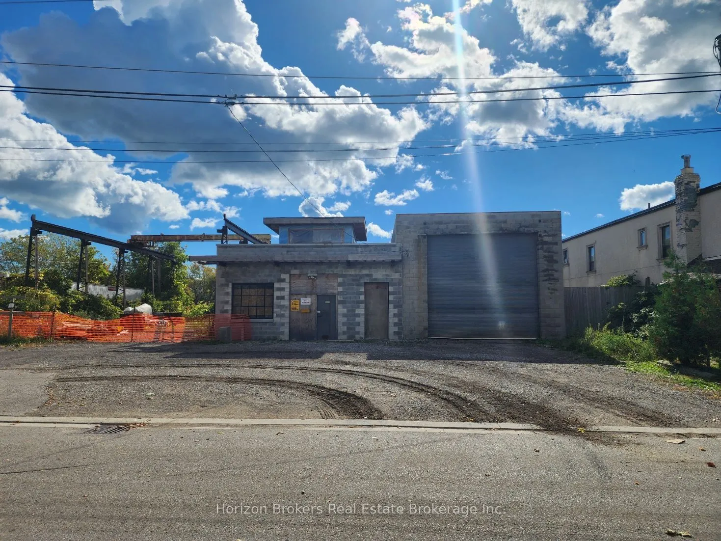 13 Towns Road