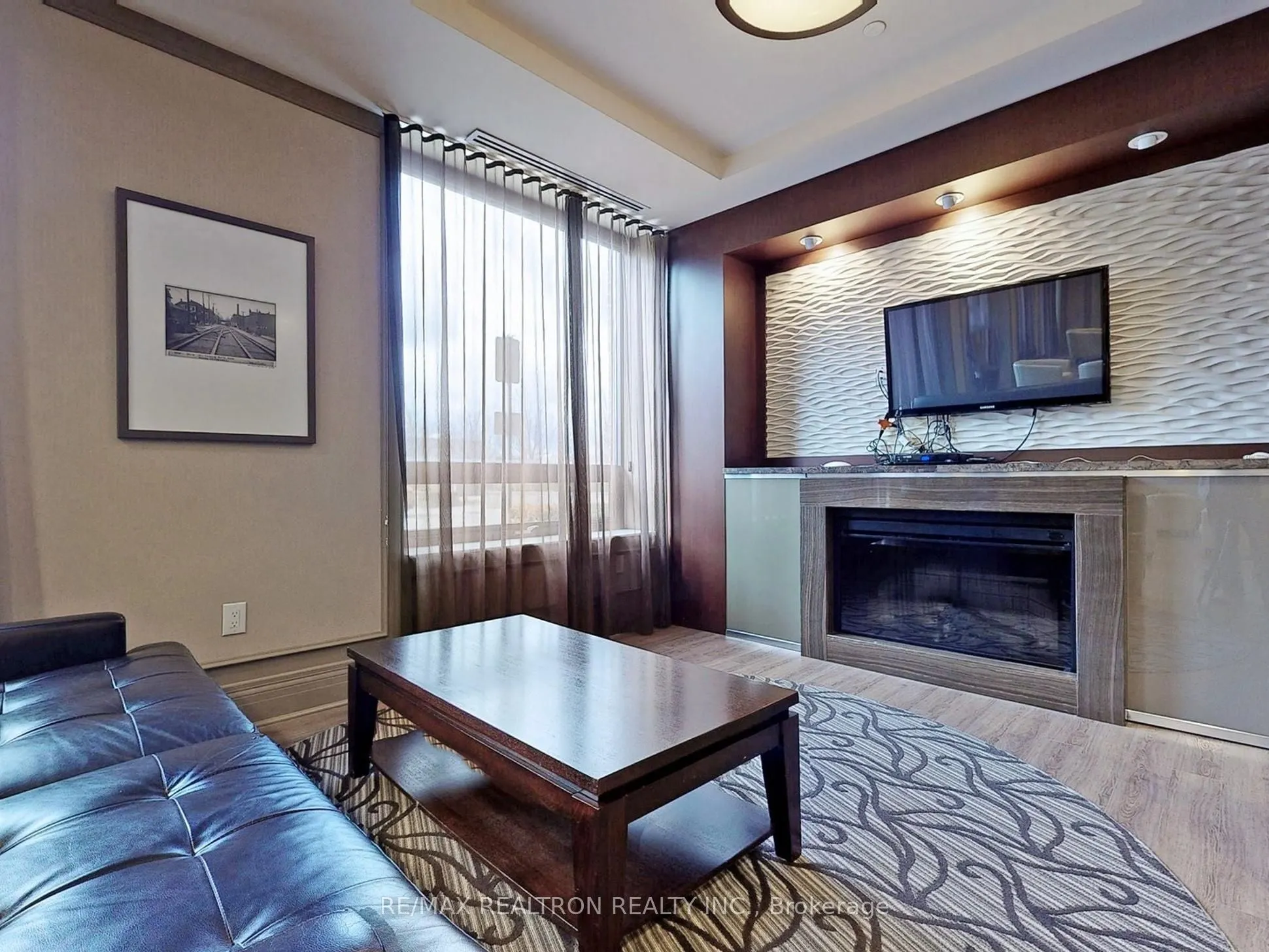 61 Heintzman Street #PH1610
