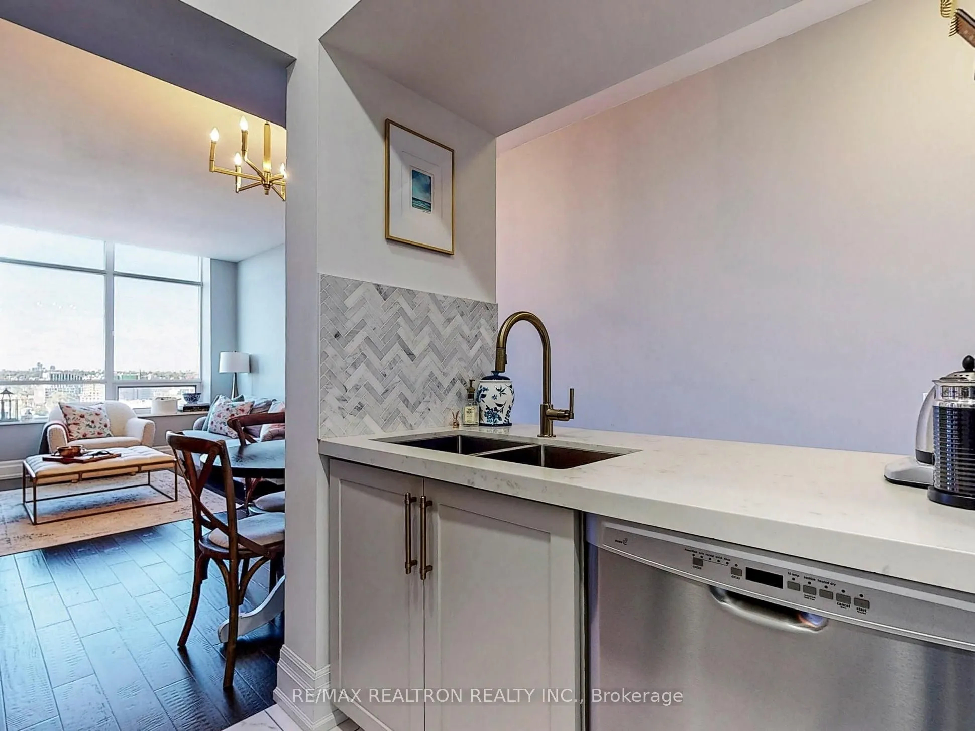 61 Heintzman Street #PH1610
