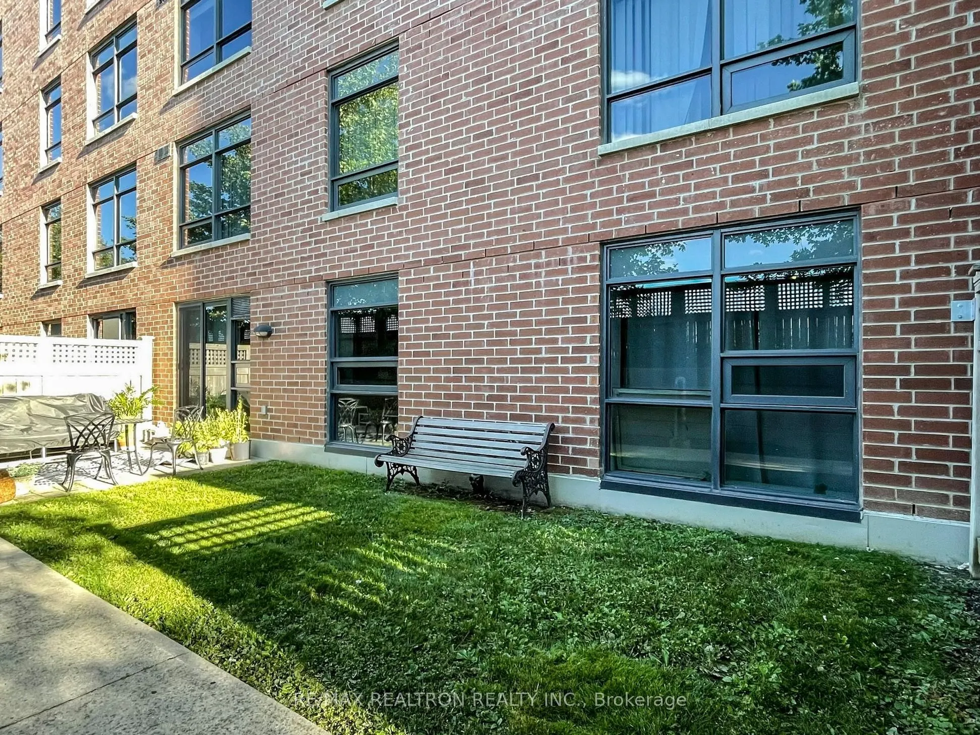 61 Heintzman Street #PH1610
