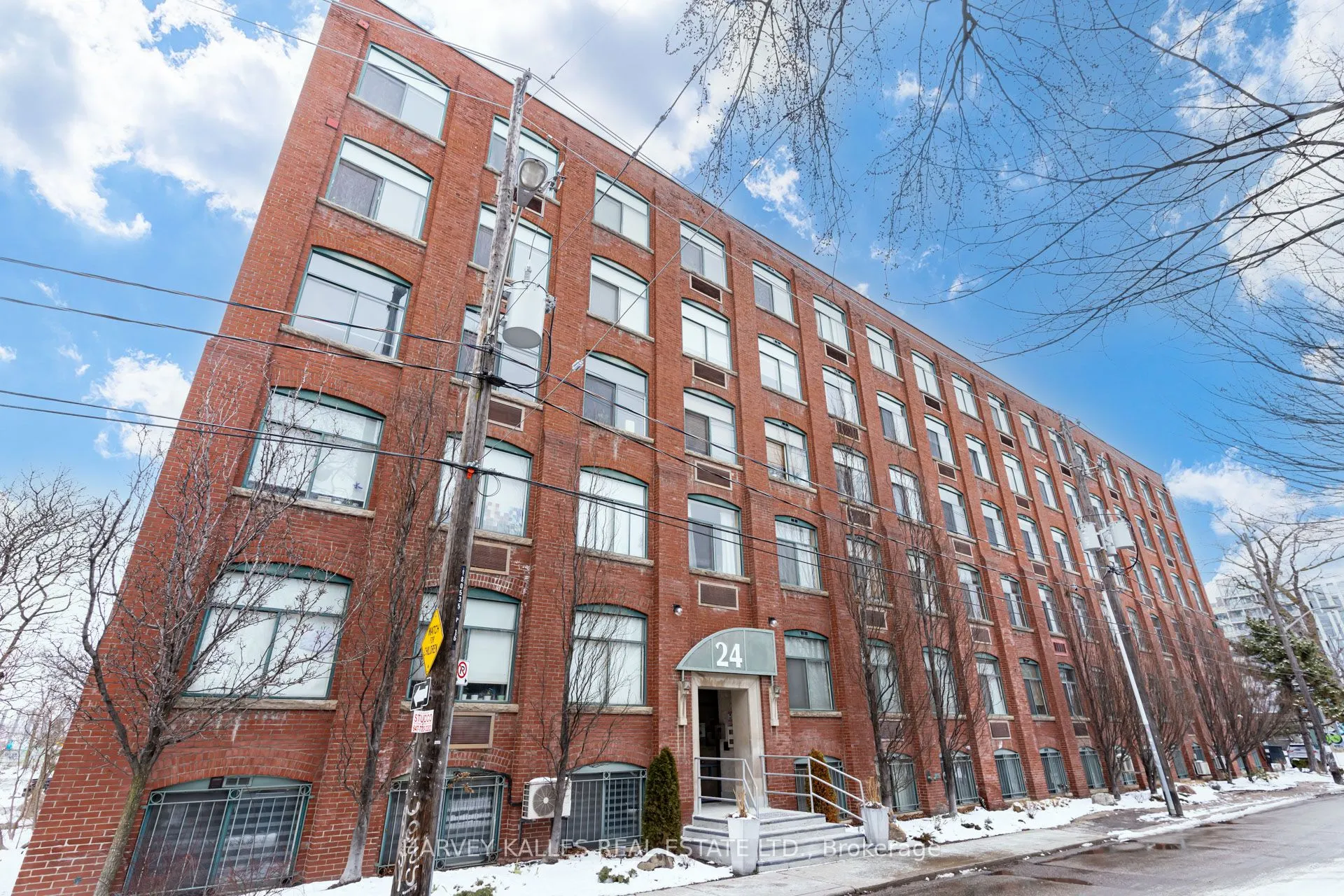24 Noble Street #304