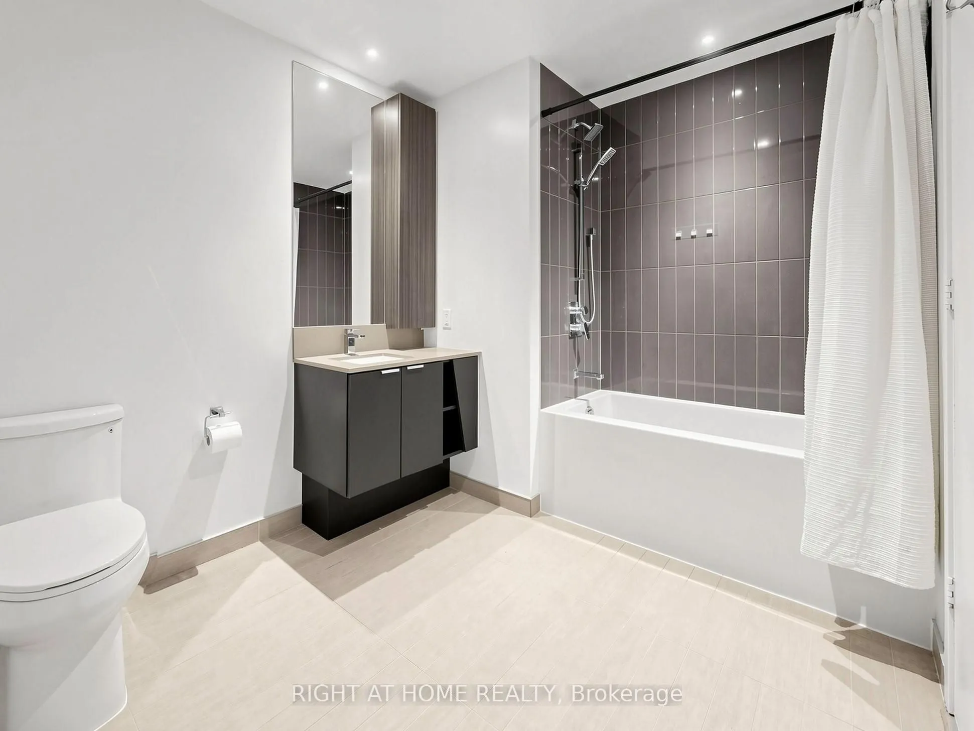 3883 Quartz Road #3412