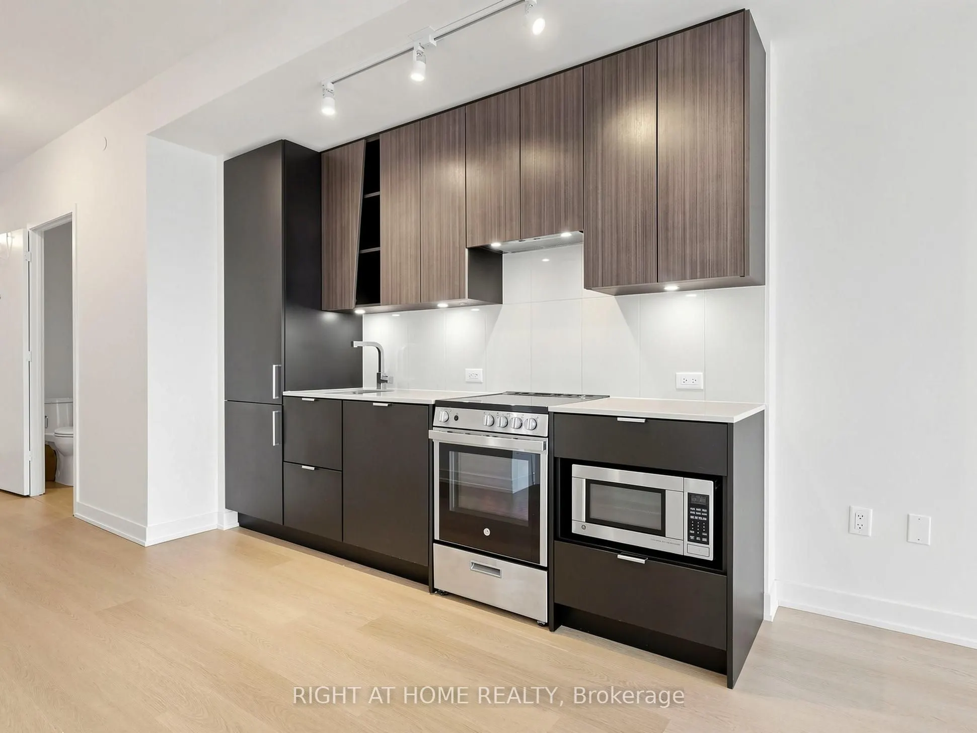 3883 Quartz Road #3412