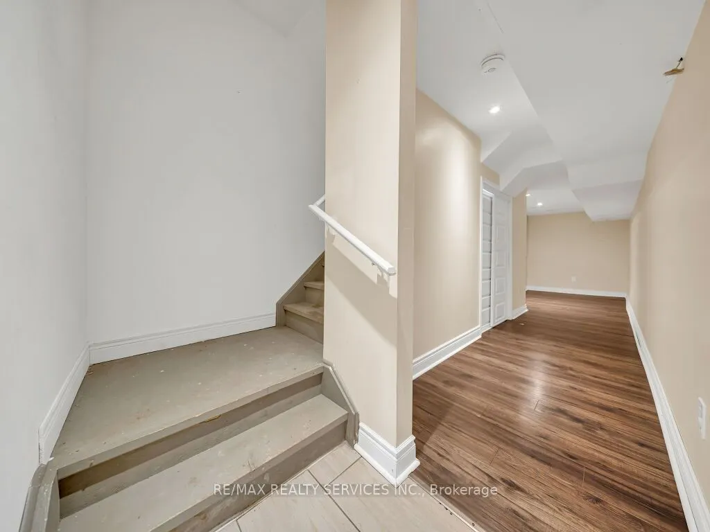28 Zanetta Crescent