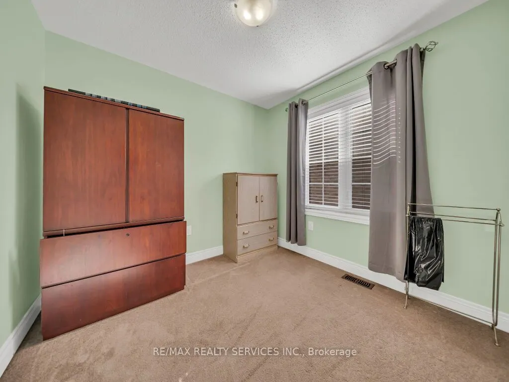 28 Zanetta Crescent