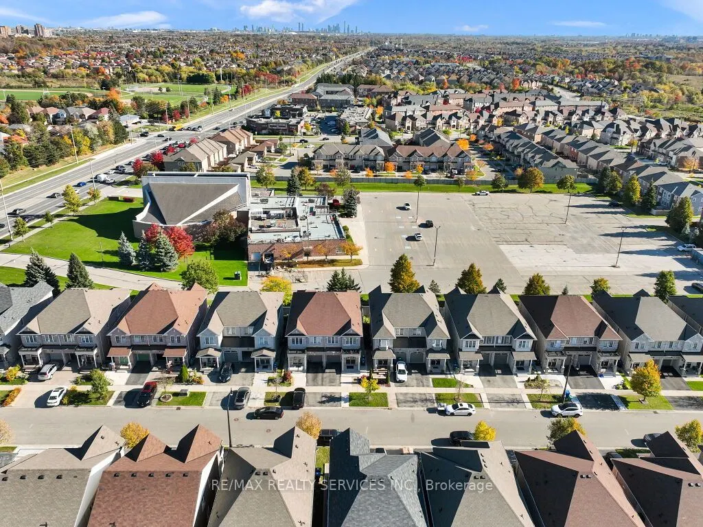 28 Zanetta Crescent