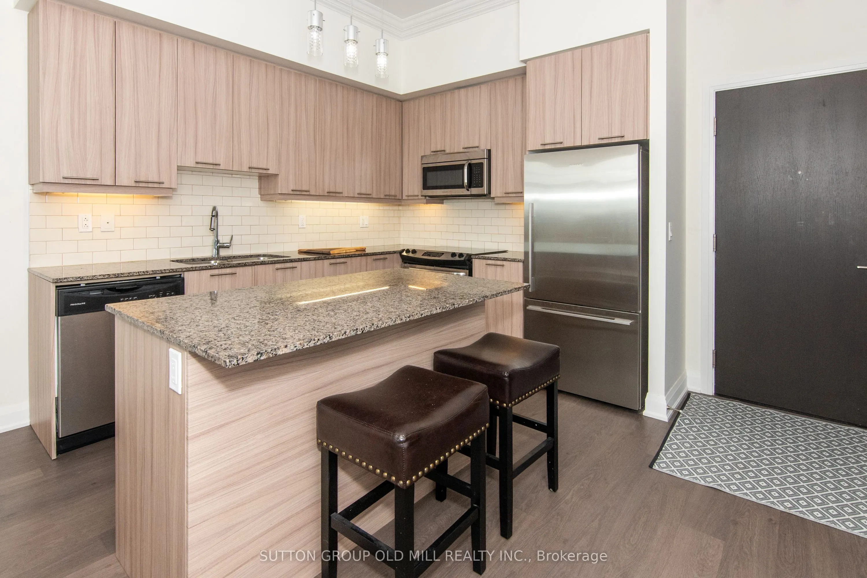35 Fontenay Court #1207