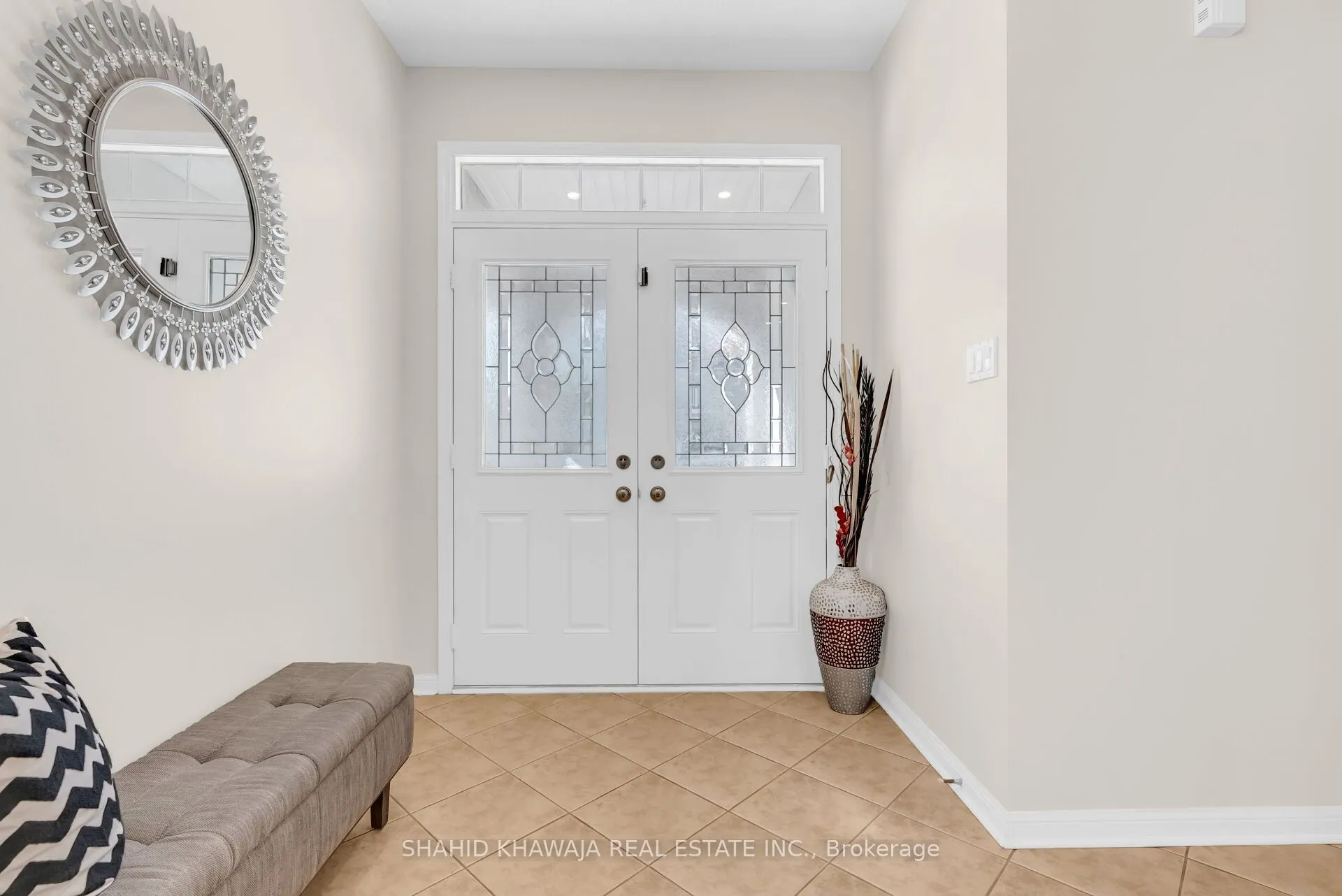 1493 Marshall Crescent